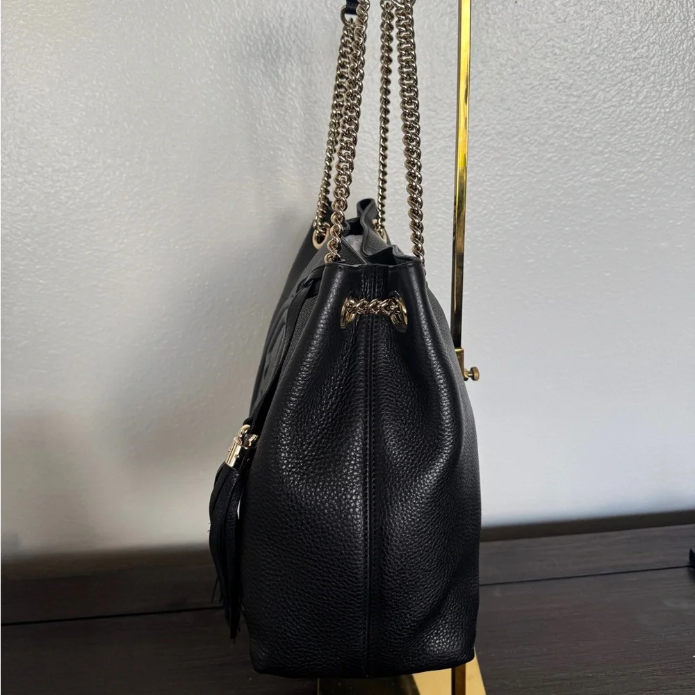 GUCCI Black Leather Soho Chain Tote - Picture 6 of 13